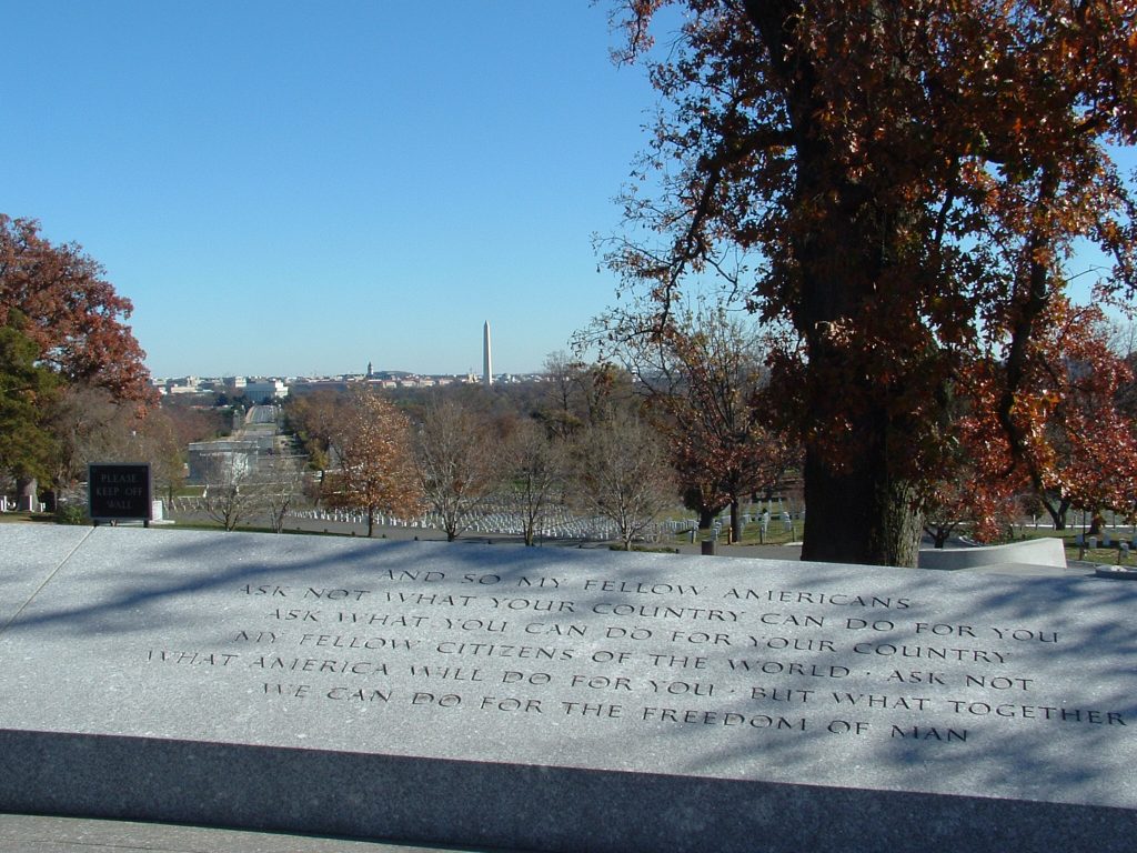 Arlington Cemetery Sightseeing From Kennedy's Family