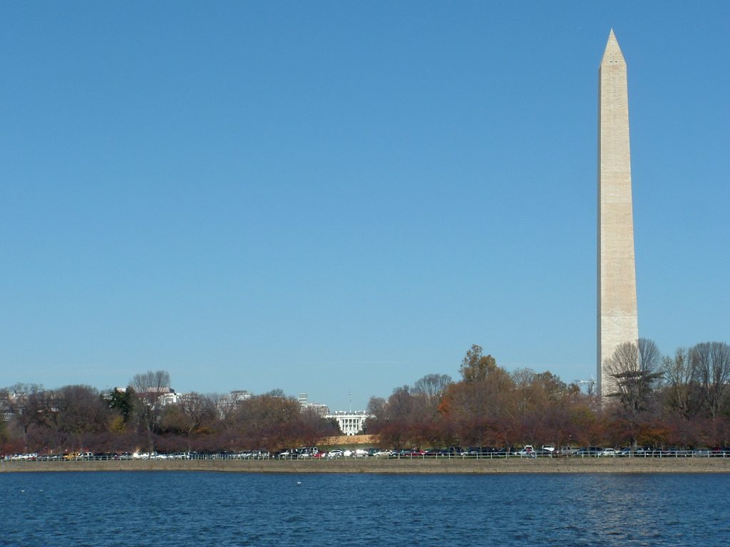 Whitehouse and Washington Memorial 2